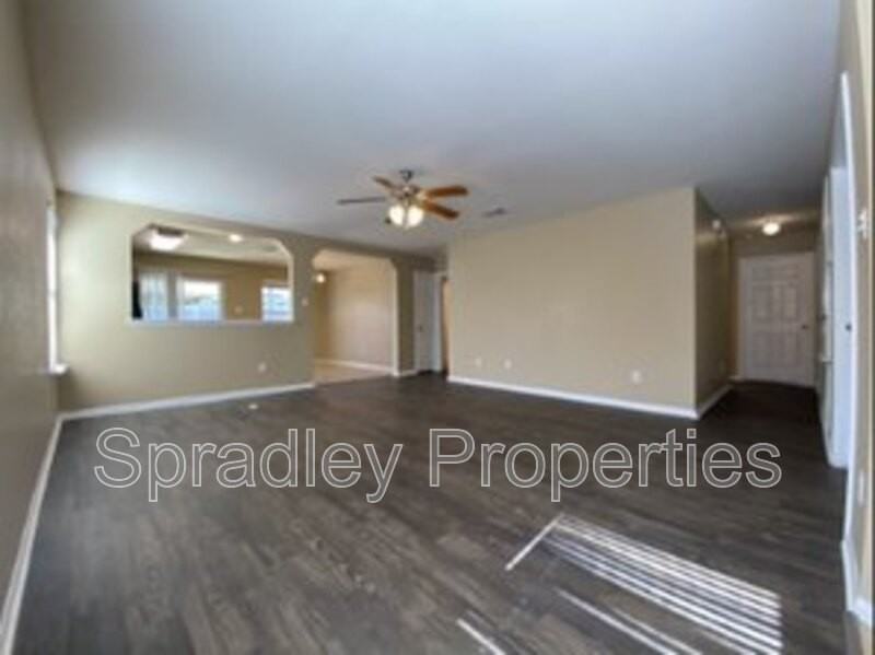 622 Sugar Brook Dr - Photo 2 of 11