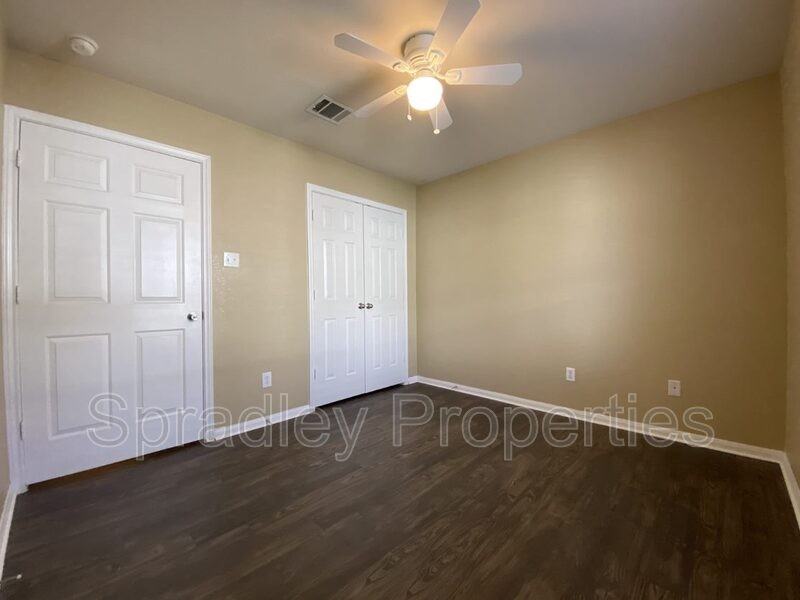 622 Sugar Brook Dr - Photo 7 of 11