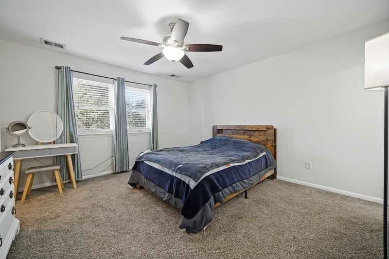 2916 Dante Pl - Photo 7 of 36