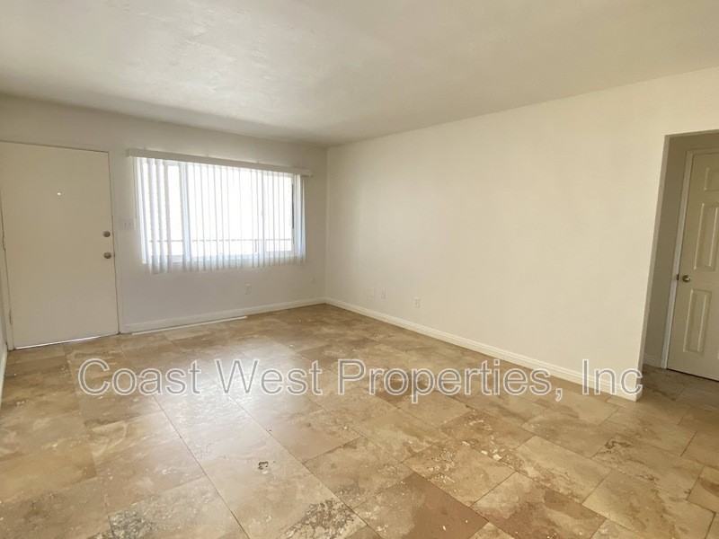 4861 1/2 Narragansett Ave - Photo 2 of 12
