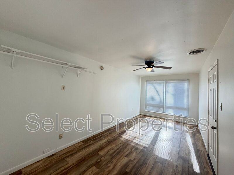 3414 Timms St - Photo 5 of 13