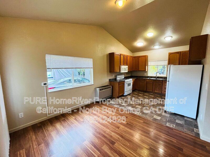 793 Apple Ave - Photo 3 of 11