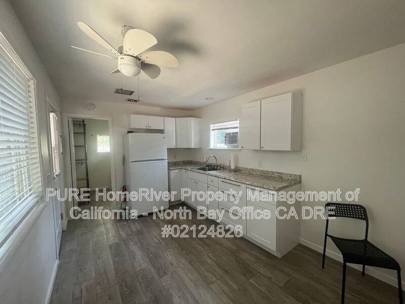 343 Jones St - Photo 2 of 8