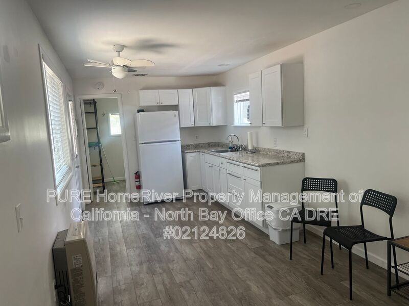 343 Jones St - Photo 4 of 8