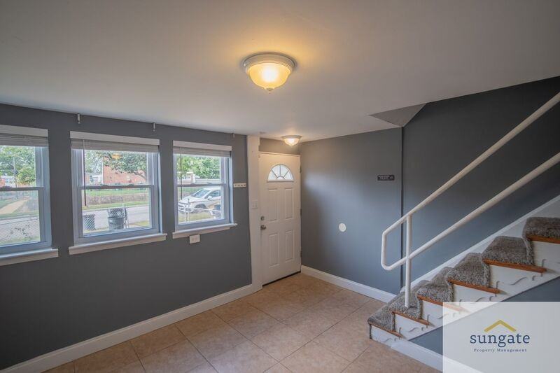 3177 Bero Rd - Photo 5 of 34