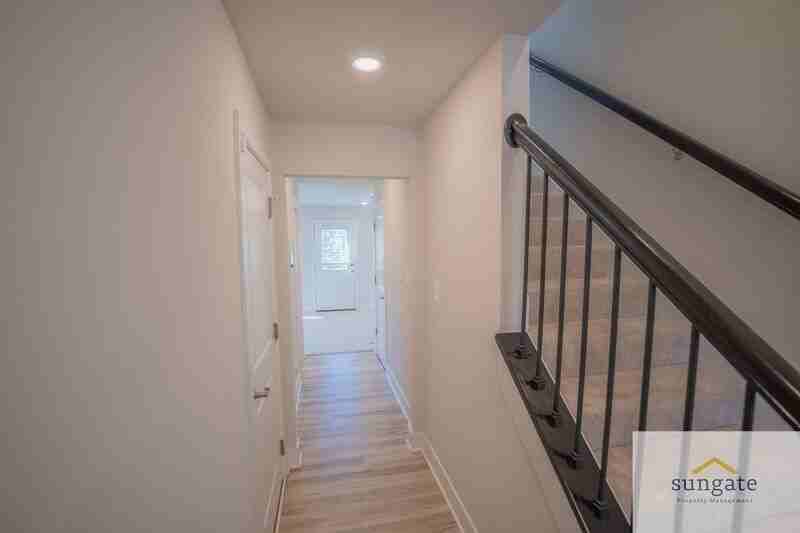 2122 Ivory Brook Rd - Photo 4 of 50