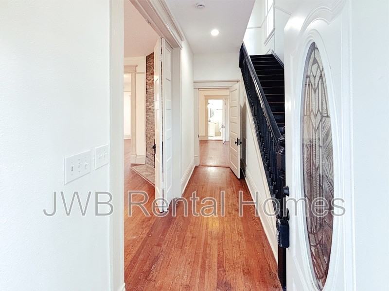 1532 N Pearl St - Photo 6 of 36