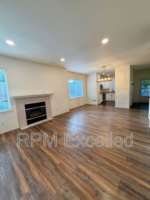 2759 Diamond Loop #3A - Photo 5 of 25