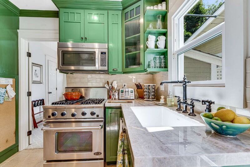 1648 31st St - Photo 5 of 12