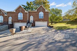 featured image of 5772 Amalie Dr
