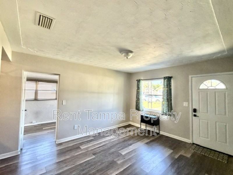 1635 40th St S - Photo 6 of 45