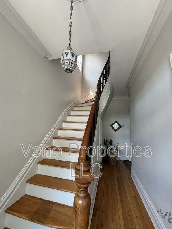 251 3rd St #2 - Photo 2 of 17
