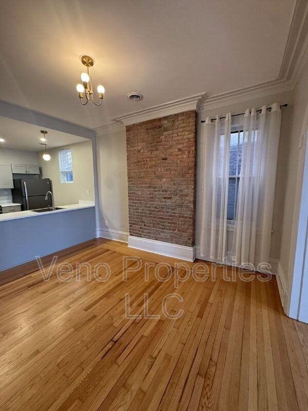 251 3rd St #2 - Photo 6 of 17