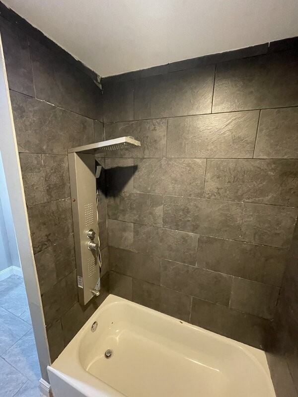 1402 Hamilton St - Photo 6 of 14