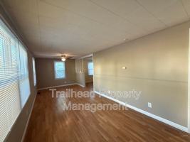 featured image of 2209 S Hawthorne Ave