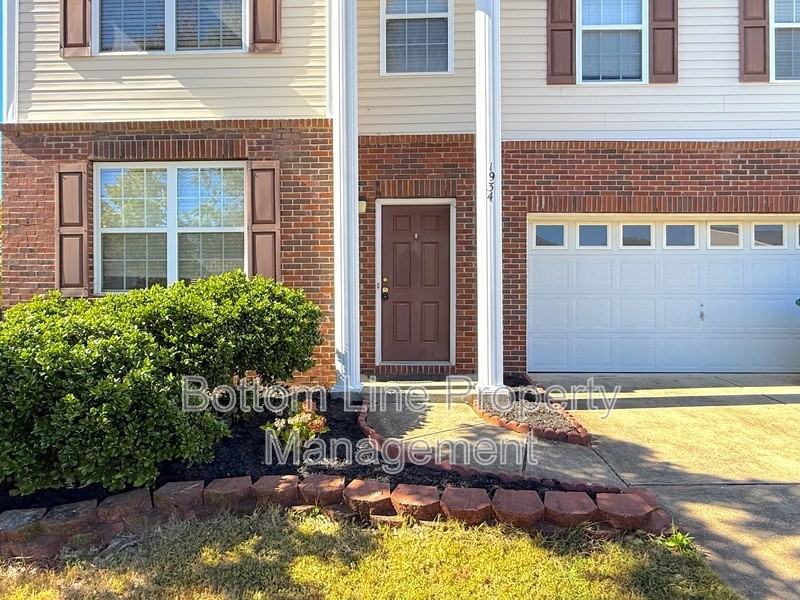 1934 Savannah Hills Dr - Photo 2 of 29