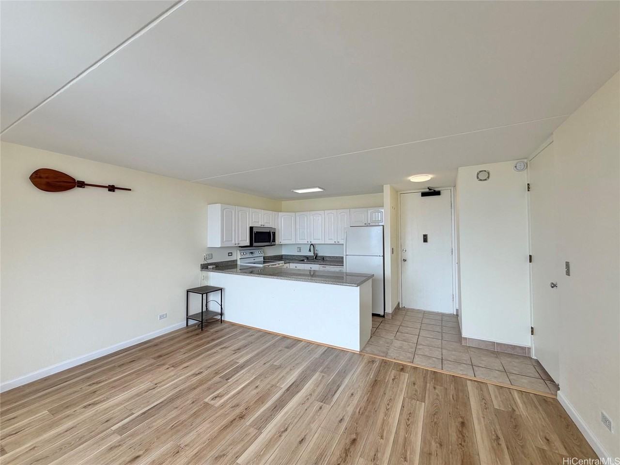 411 Hobron Ln #3601 - Photo 4 of 11