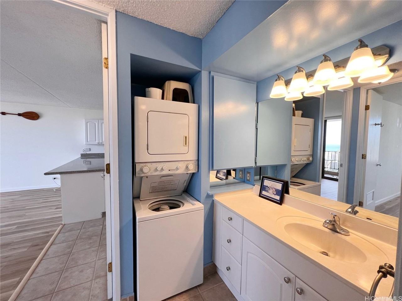 411 Hobron Ln #3601 - Photo 7 of 11