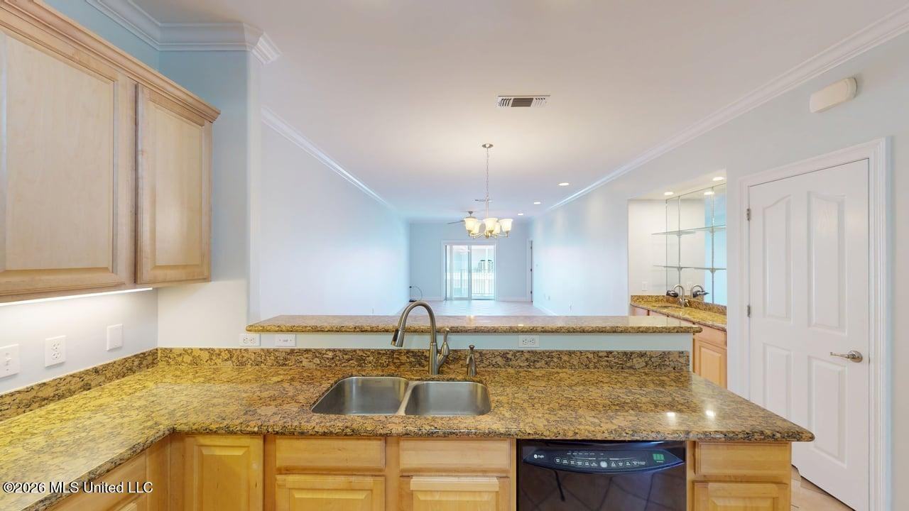 1453 E Beach Blvd - Photo 5 of 29