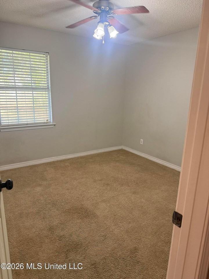 3217 N 2nd St - Photo 6 of 12