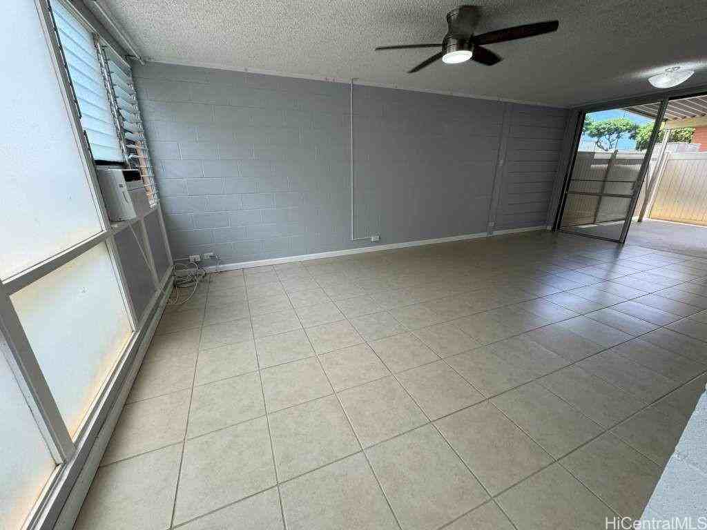 1188 Hoola Pl #10A - Photo 5 of 22