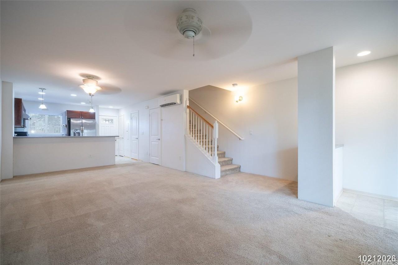 1020 Kakala St #1003 - Photo 6 of 25
