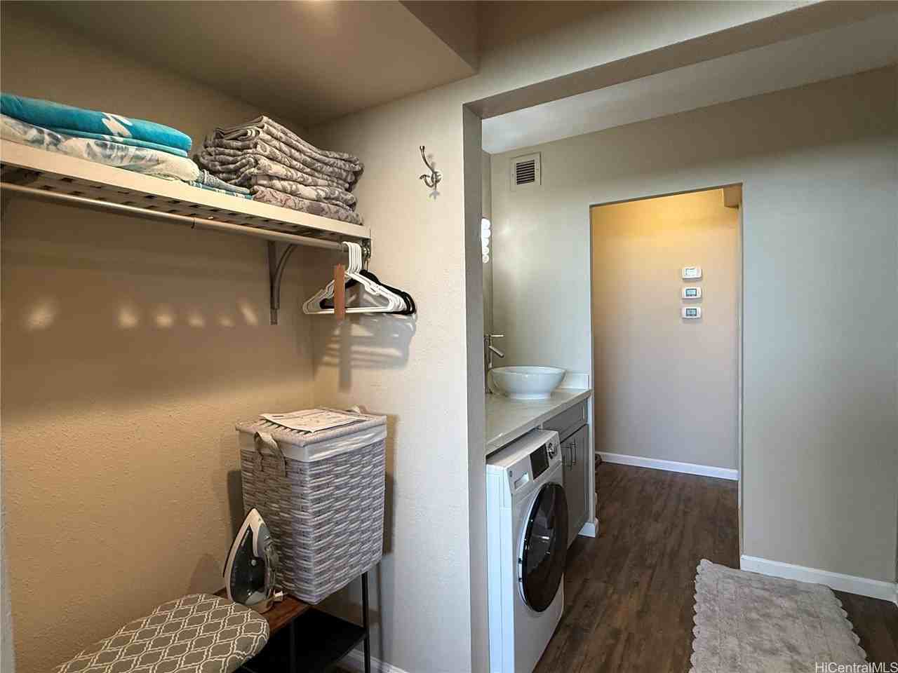1684 Ala Moana Blvd #952 - Photo 7 of 20