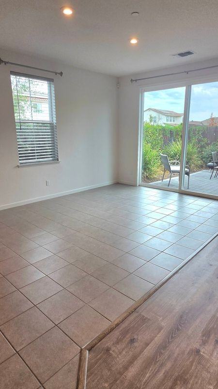 7447 Darque Way - Photo 5 of 25