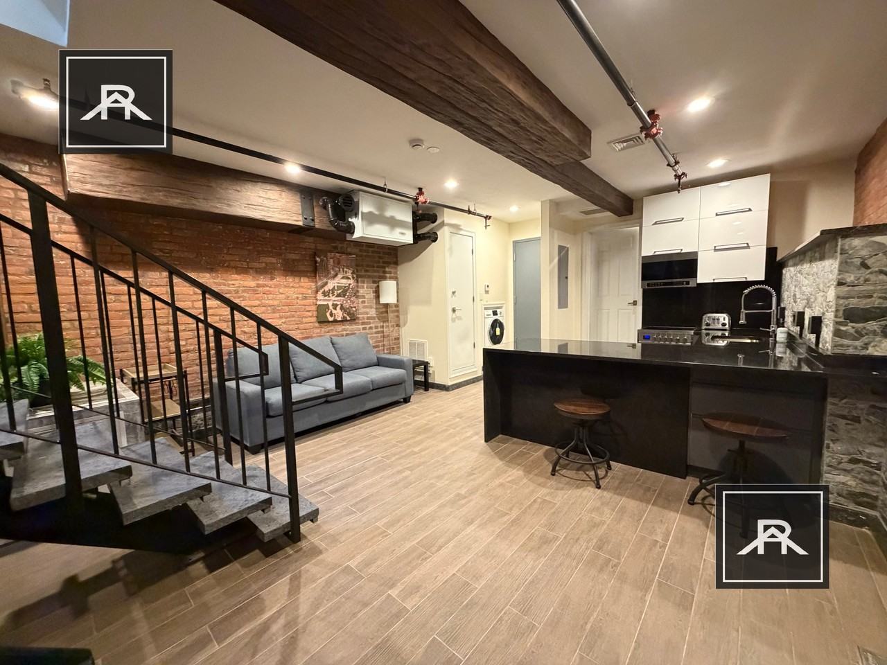 1034 Commonwealth Ave #104 - Photo 7 of 13