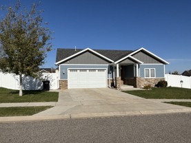 709 Wyatt St - Photo 1 of 1