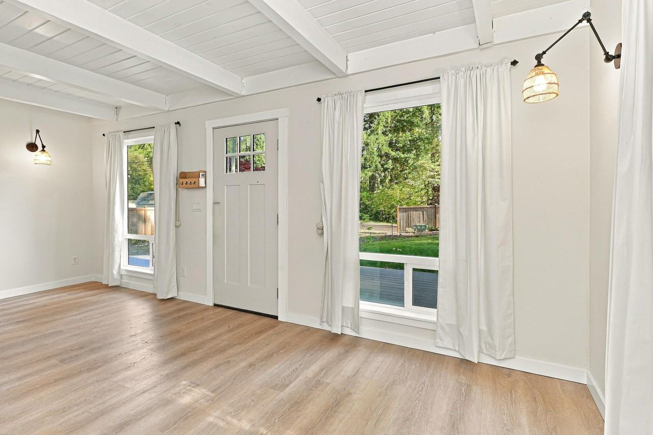 13124 142nd Ave Nw - Photo 4 of 27