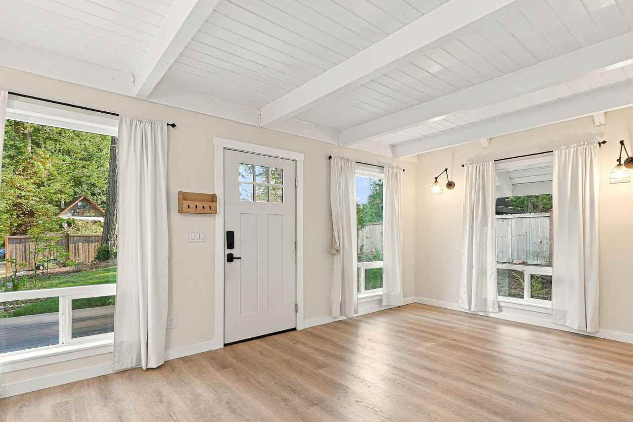 13124 142nd Ave Nw - Photo 5 of 27