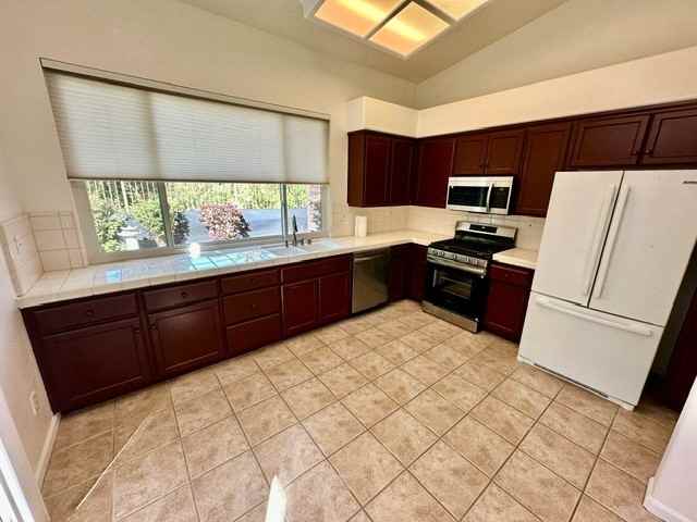5339 Delta Dr - Photo 2 of 17