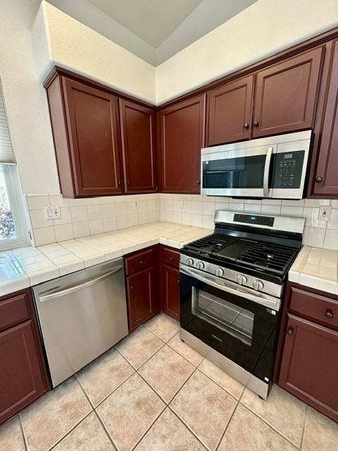 5339 Delta Dr - Photo 3 of 17