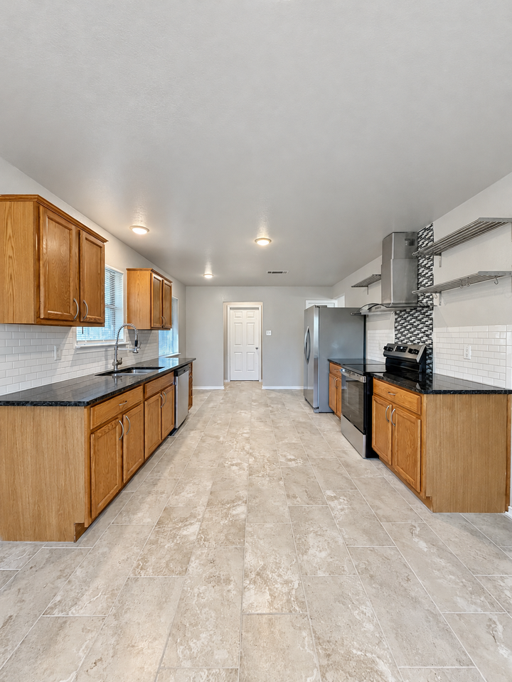 206 Timber Ridge Dr - Photo 3 of 22
