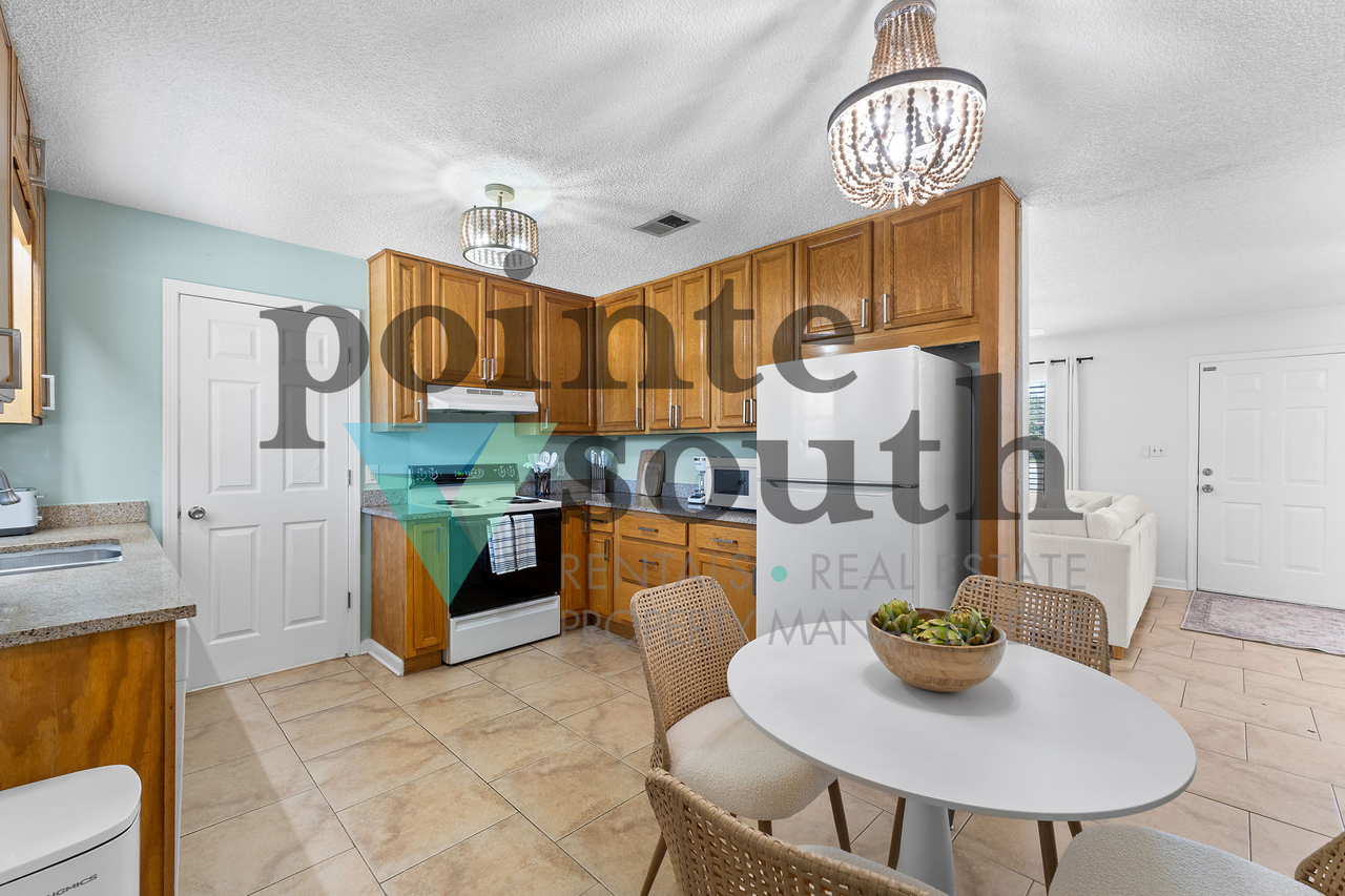 5841 Linn Ave - Photo 6 of 28
