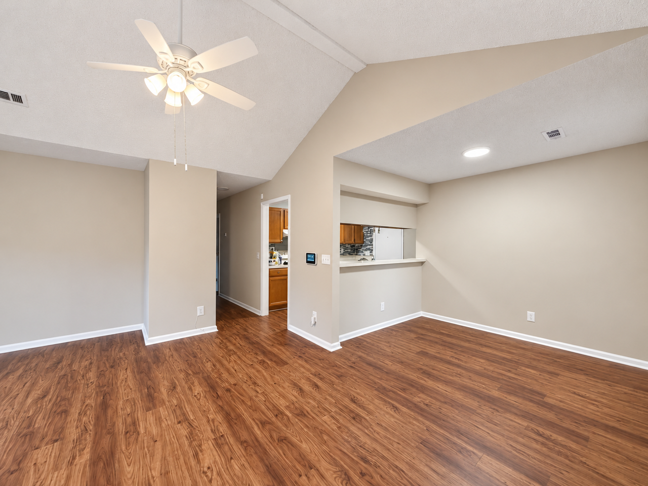 120 Alston Cir - Photo 3 of 12