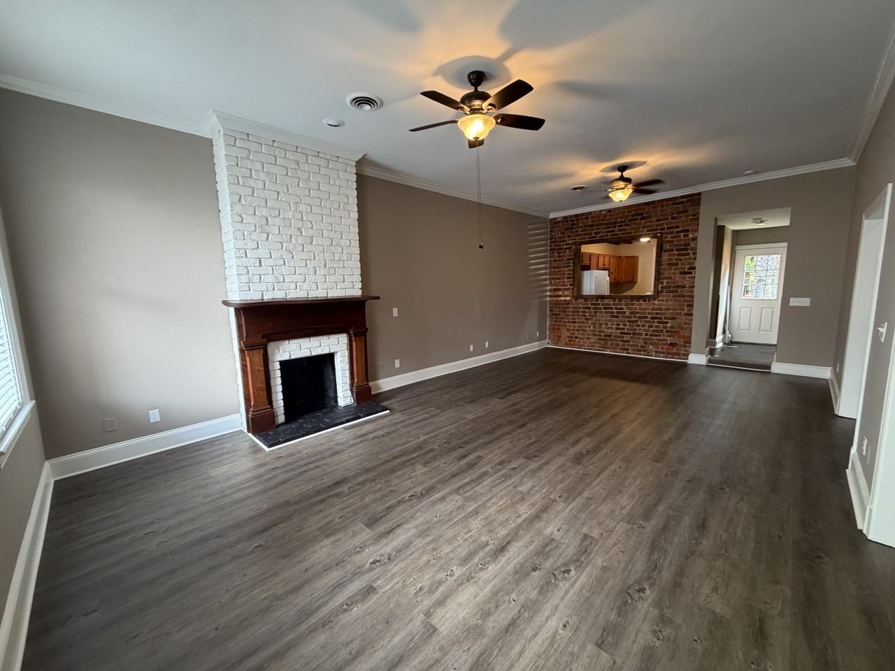 507 N Henry St - Photo 3 of 17
