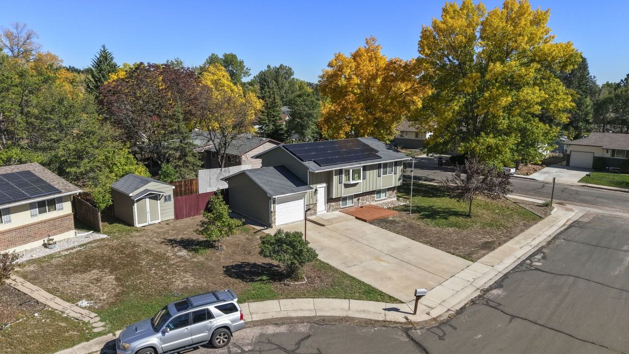 3840 Vaquero Cir S #NA - Photo 3 of 27
