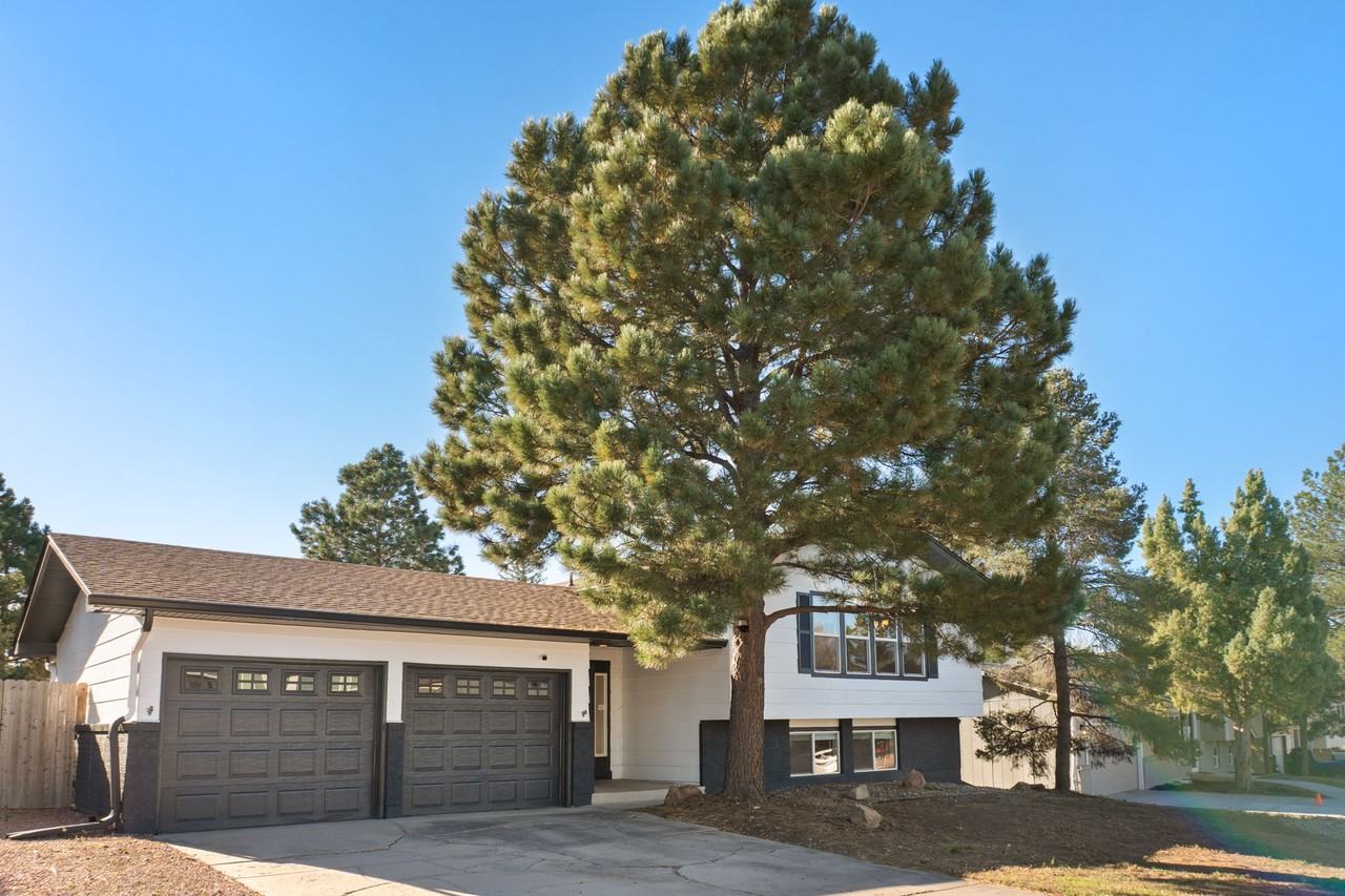 7317 Colonial Dr #NA - Photo 3 of 46