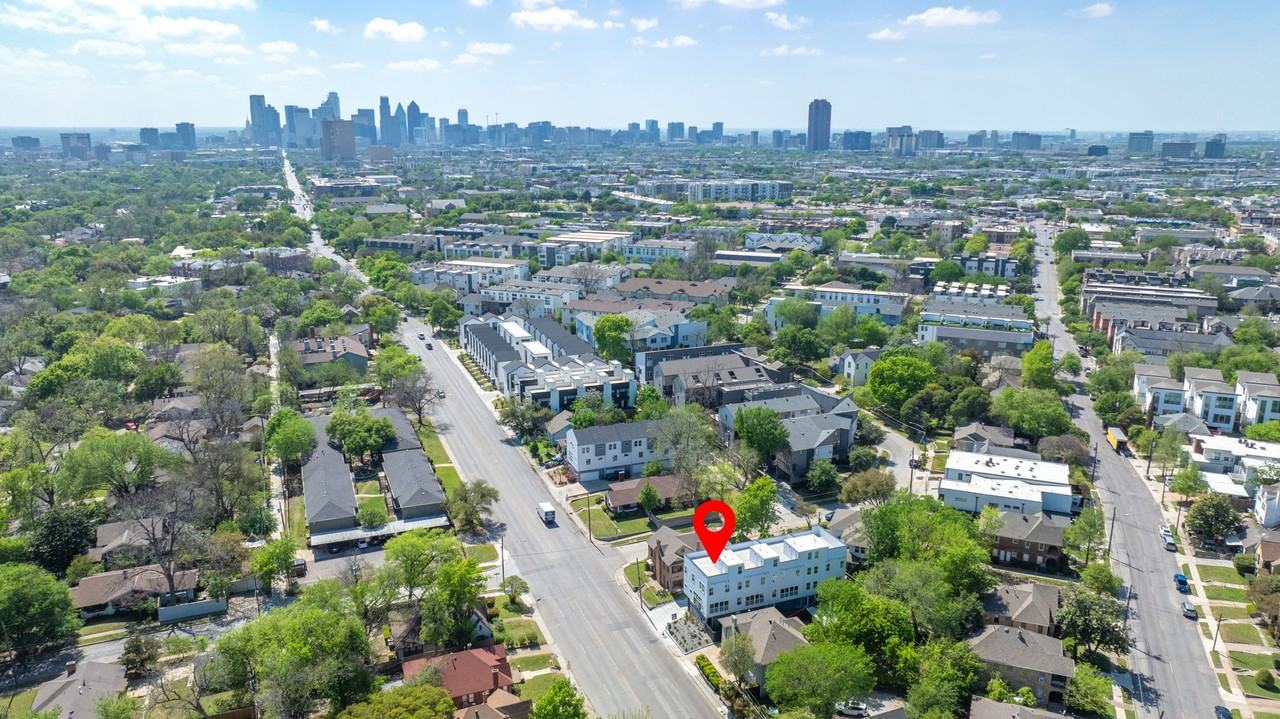 5705 Live Oak St #D - Photo 3 of 26