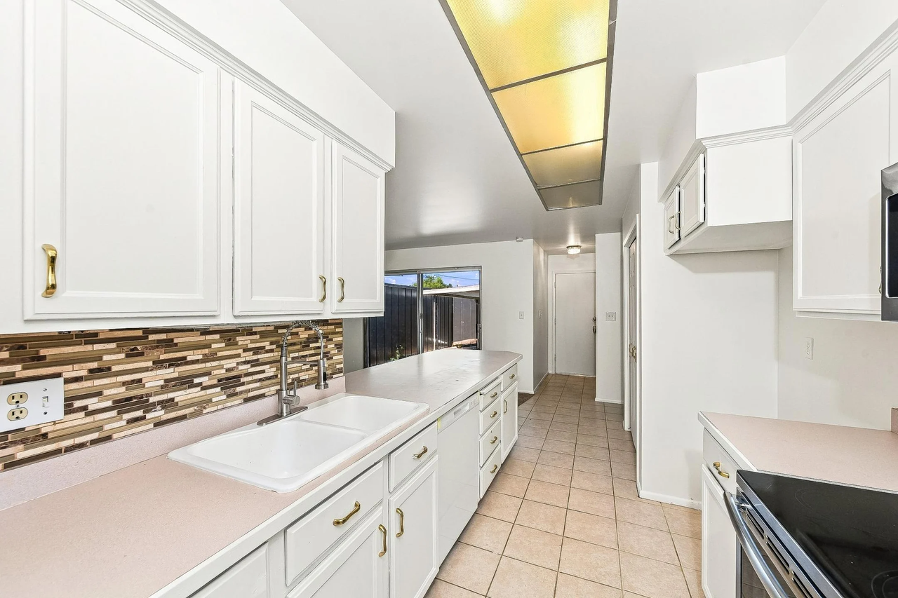 1006 Eastgate Rd #NA - Photo 2 of 12