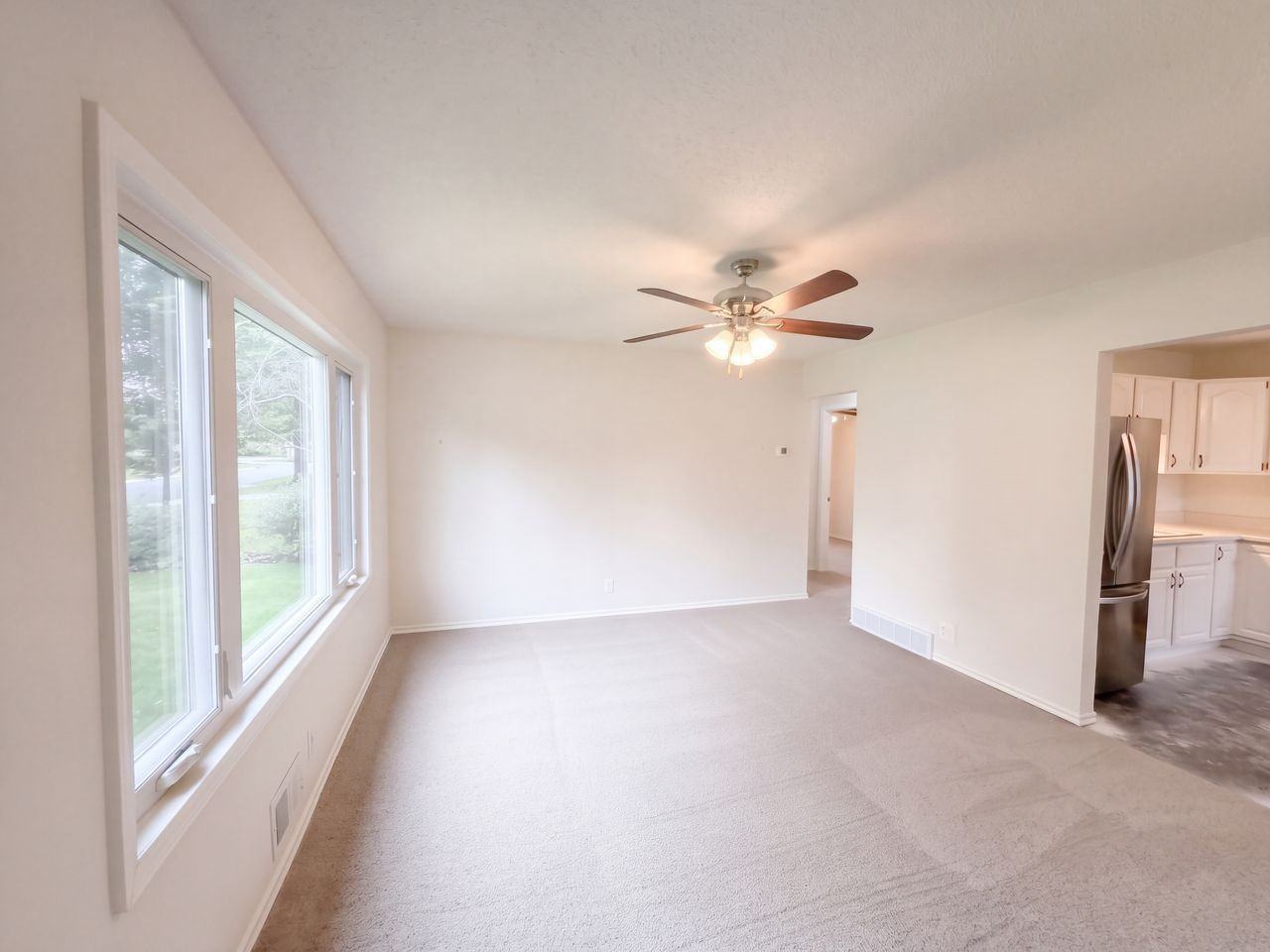 77 Park Dr #NA - Photo 5 of 16