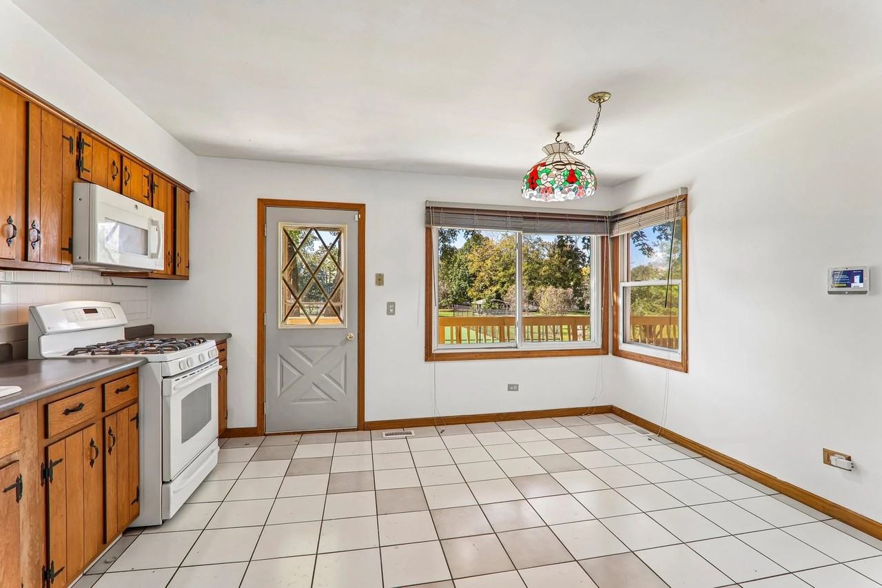 4533 Black Partridge Ln #NA - Photo 5 of 16