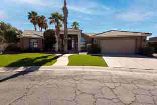 1208 E Clearview Dr #NA - Photo 1 of 1