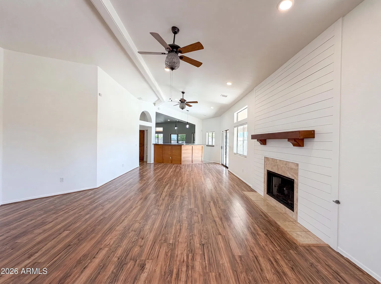 1208 E Clearview Dr #NA - Photo 2 of 16