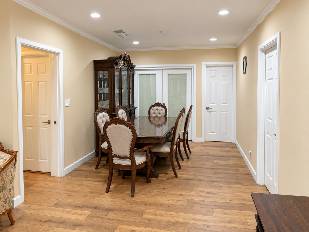 6427 Radford Ave #NA - Photo 7 of 25