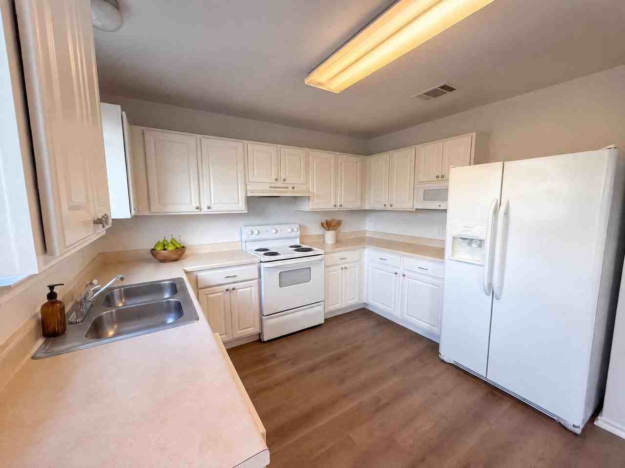 232 Phillips St #NA - Photo 3 of 7