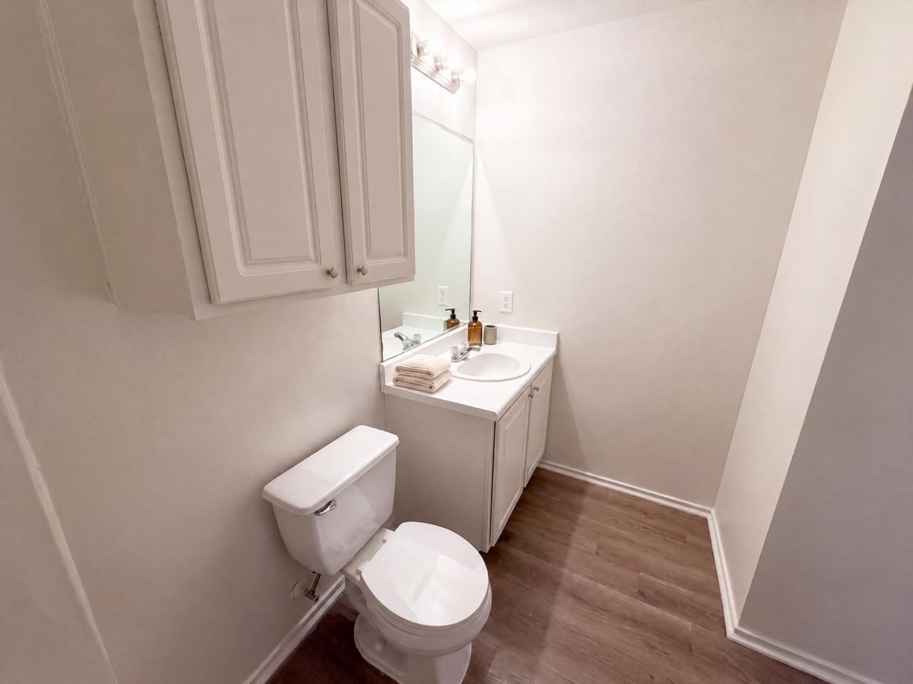 232 Phillips St #NA - Photo 6 of 7