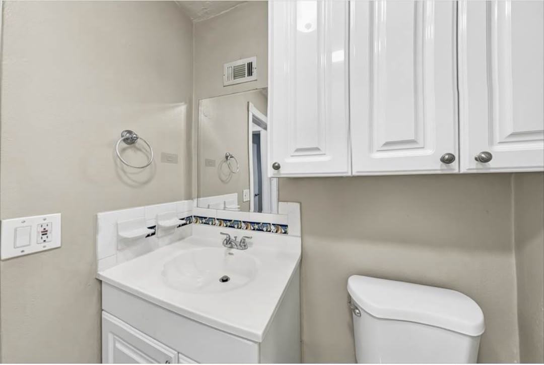 6182 W San Jose Ave #NA - Photo 5 of 9